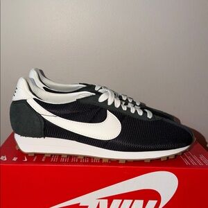 Nike LD-1000 Black Sail White HF3227-001 Women’s Size 10